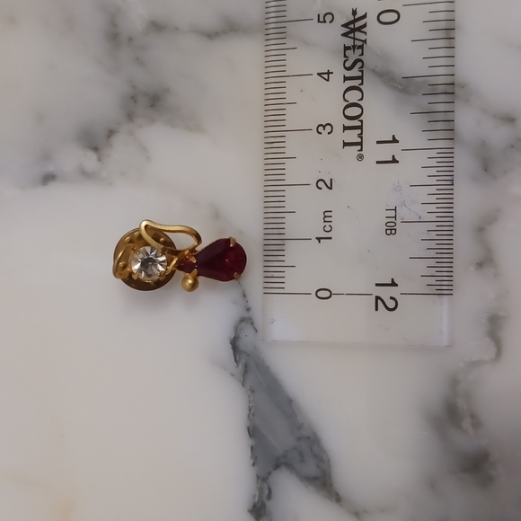 January birthstone angel pin yellow gold tone with deep red stone/crystal - Picture 8 of 9